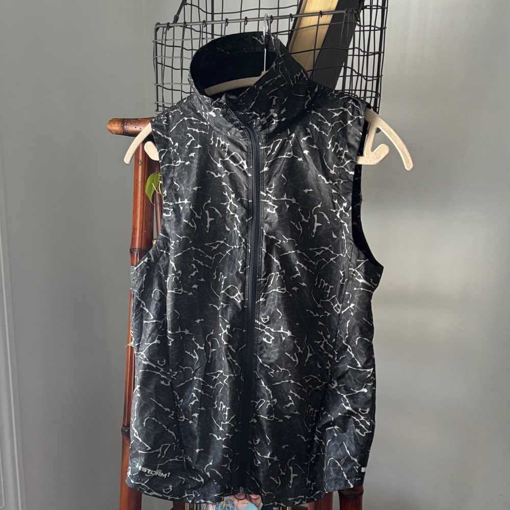 Under Armour Black and White Camouflage Nylon Vest